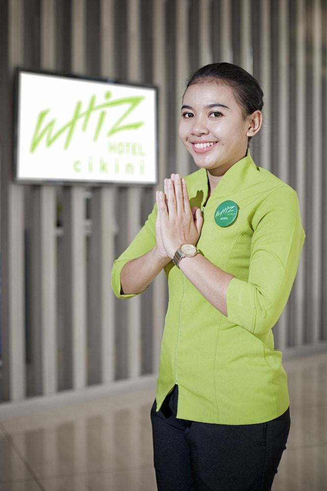 Whiz Hotel Cikini Jakarta Ngoại thất bức ảnh