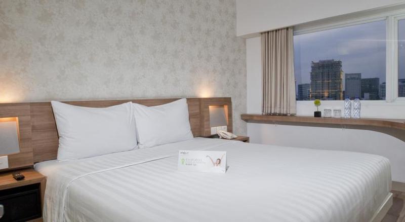 Whiz Hotel Cikini Jakarta Ngoại thất bức ảnh