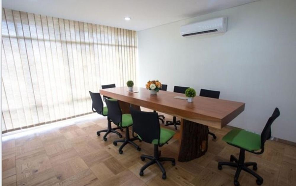 Whiz Hotel Cikini Jakarta Ngoại thất bức ảnh