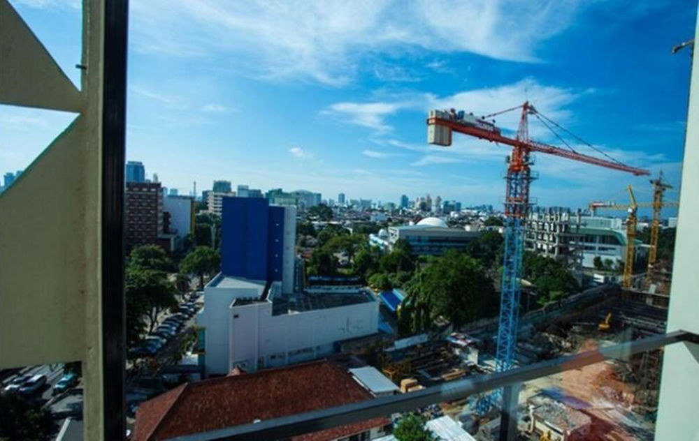Whiz Hotel Cikini Jakarta Ngoại thất bức ảnh