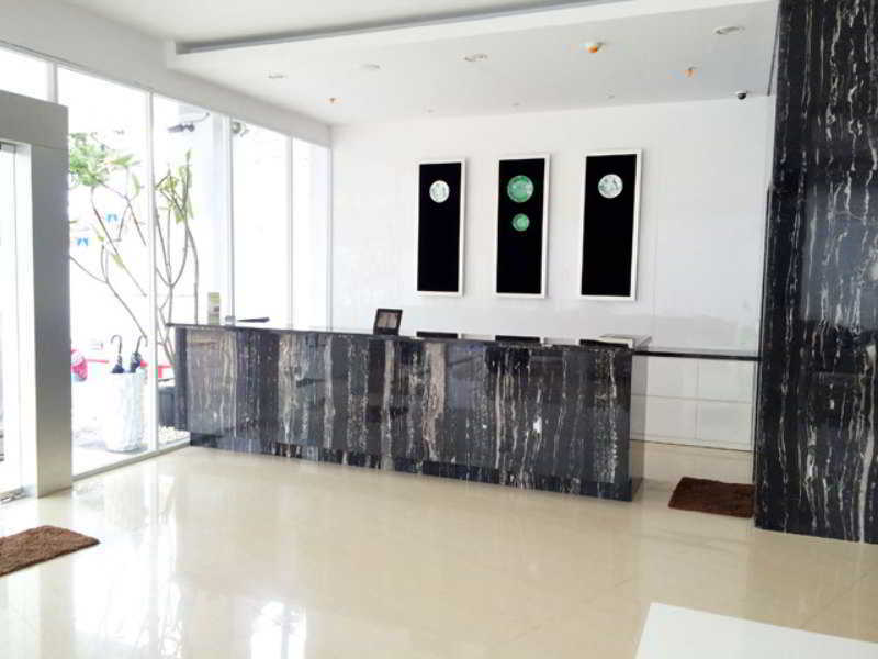 Whiz Hotel Cikini Jakarta Ngoại thất bức ảnh